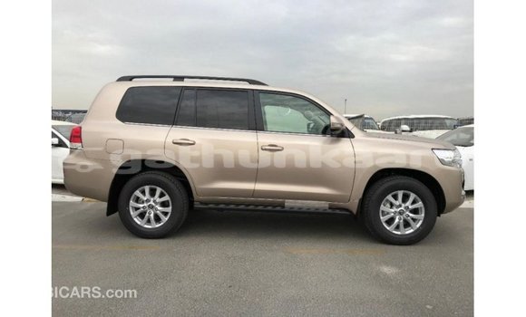Buy Import Toyota Land Cruiser Other Car in Import - Dubai in Baa Buy Import Toyota Land Cruiser Other Car in Import - Dubai in Baa