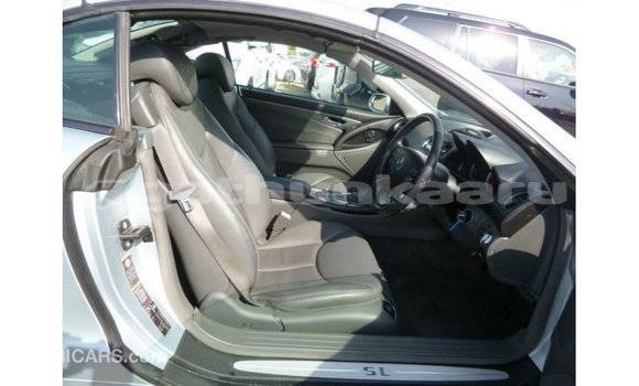 Buy Import Mercedes-Benz 190 Other Car in Import - Dubai in Baa Buy Import Mercedes-Benz 190 Other Car in Import - Dubai in Baa
