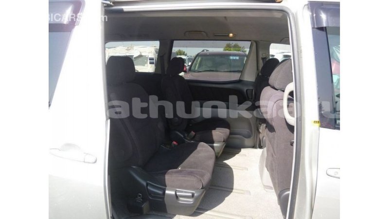 Big with watermark toyota alphard baa import dubai 2780