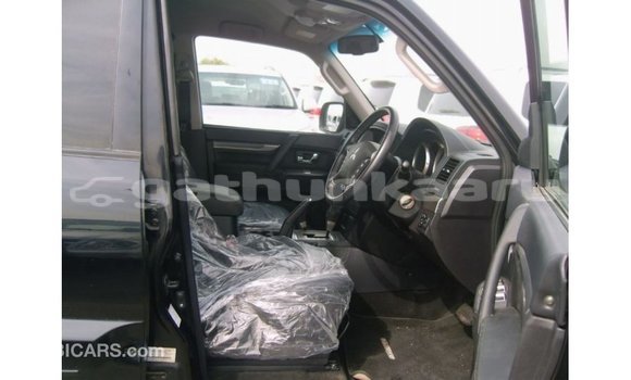 Buy Import Mitsubishi Pajero Black Car in Import - Dubai in Baa Buy Import Mitsubishi Pajero Black Car in Import - Dubai in Baa