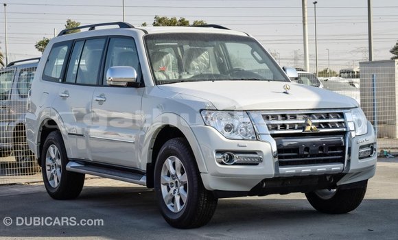 Buy Import Mitsubishi Pajero White Car in Import - Dubai in Baa Buy Import Mitsubishi Pajero White Car in Import - Dubai in Baa