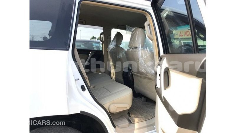 Big with watermark toyota prado baa import dubai 2792