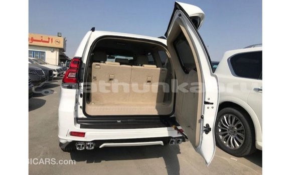 Buy Import Toyota Prado White Car in Import - Dubai in Baa Buy Import Toyota Prado White Car in Import - Dubai in Baa