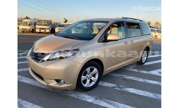 Buy Import Toyota Sienna Other Car in Import - Dubai in Baa Buy Import Toyota Sienna Other Car in Import - Dubai in Baa