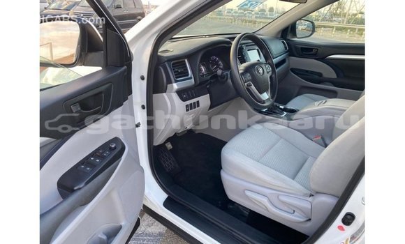 Buy Import Toyota Highlander White Car in Import - Dubai in Baa Buy Import Toyota Highlander White Car in Import - Dubai in Baa