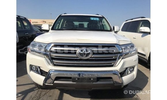 Buy Import Toyota Land Cruiser White Car in Import - Dubai in Baa Buy Import Toyota Land Cruiser White Car in Import - Dubai in Baa