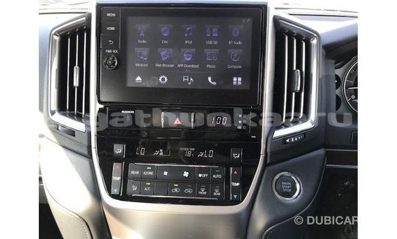 Buy Import Toyota Land Cruiser White Car in Import - Dubai in Baa Buy Import Toyota Land Cruiser White Car in Import - Dubai in Baa