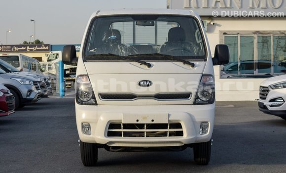 Buy Import Kia Carens White Car in Import - Dubai in Baa Buy Import Kia Carens White Car in Import - Dubai in Baa