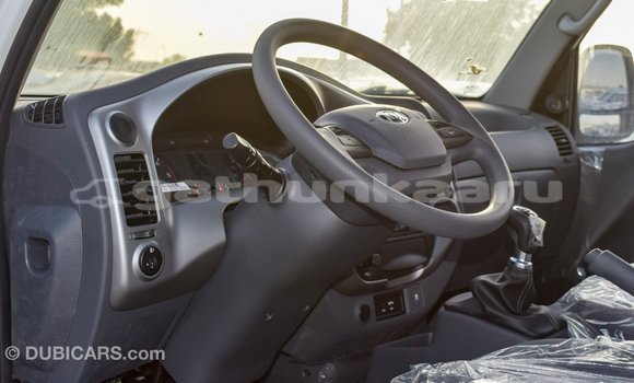 Buy Import Kia Carens White Car in Import - Dubai in Baa Buy Import Kia Carens White Car in Import - Dubai in Baa