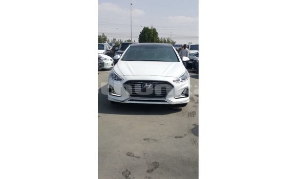 Buy Import Hyundai Sonata White Car in Import - Dubai in Baa Buy Import Hyundai Sonata White Car in Import - Dubai in Baa