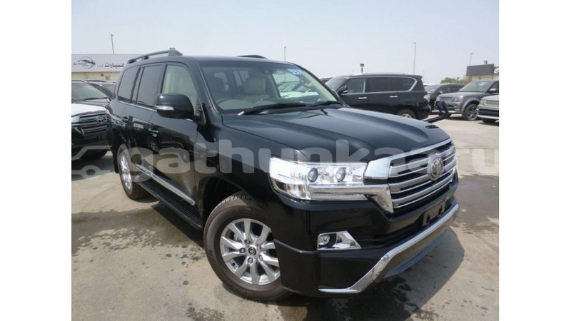 Big with watermark toyota land cruiser baa import dubai 2809