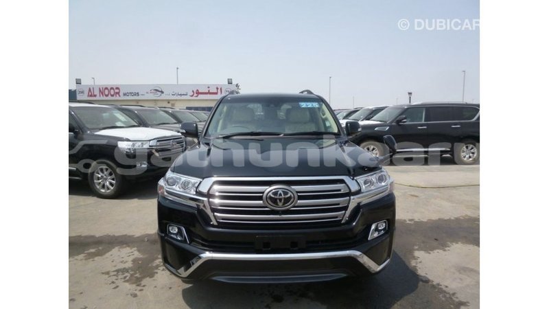 Big with watermark toyota land cruiser baa import dubai 2809