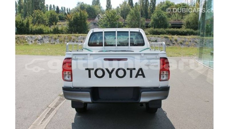 Big with watermark toyota hilux baa import dubai 2816