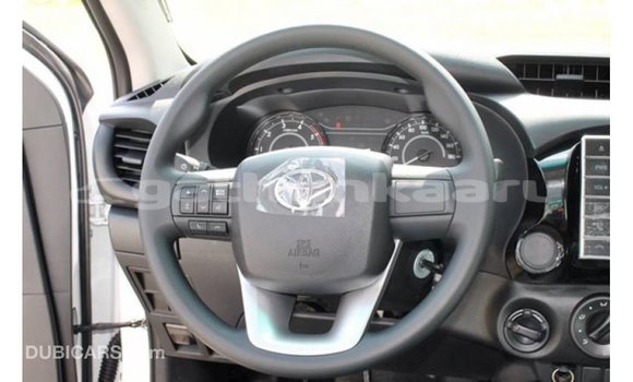 Buy Import Toyota Hilux White Car in Import - Dubai in Baa Buy Import Toyota Hilux White Car in Import - Dubai in Baa