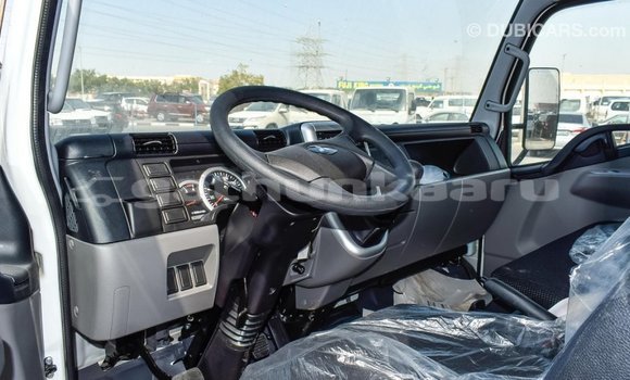 Buy Import Mitsubishi Carisma White Car in Import - Dubai in Baa Buy Import Mitsubishi Carisma White Car in Import - Dubai in Baa