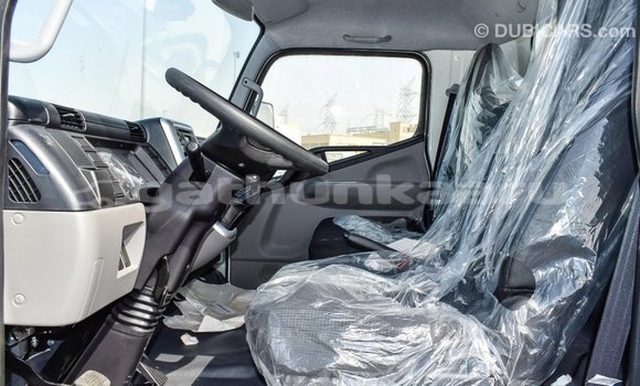 Buy Import Mitsubishi Carisma White Car in Import - Dubai in Baa Buy Import Mitsubishi Carisma White Car in Import - Dubai in Baa