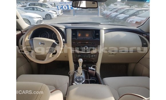 Buy Import Nissan Patrol White Car in Import - Dubai in Baa Buy Import Nissan Patrol White Car in Import - Dubai in Baa