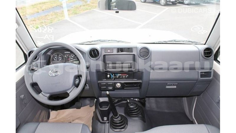 Big with watermark toyota land cruiser baa import dubai 2828