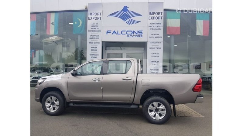 Big with watermark toyota hilux baa import dubai 2830