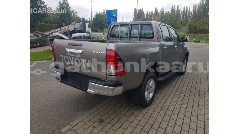 Big with watermark toyota hilux baa import dubai 2830