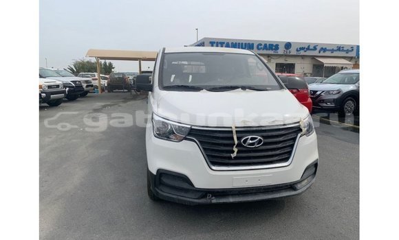 Buy Import Hyundai Cargo White Car in Import - Dubai in Baa Buy Import Hyundai Cargo White Car in Import - Dubai in Baa