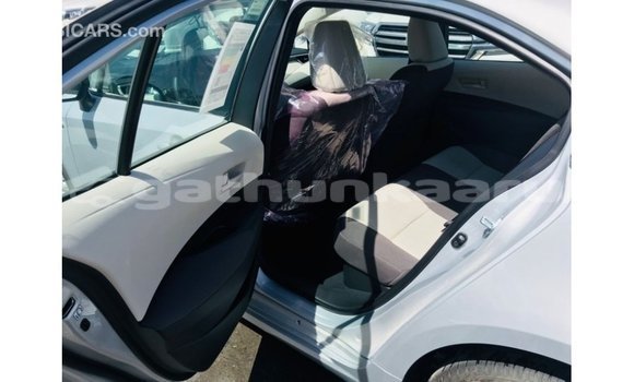 Buy Import Toyota Corolla White Car in Import - Dubai in Baa Buy Import Toyota Corolla White Car in Import - Dubai in Baa