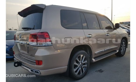 Buy Import Toyota Land Cruiser Other Car in Import - Dubai in Baa Buy Import Toyota Land Cruiser Other Car in Import - Dubai in Baa