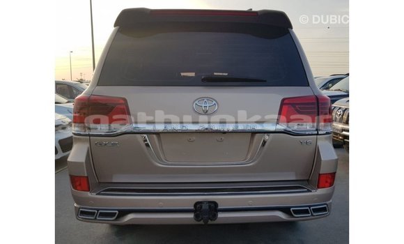 Buy Import Toyota Land Cruiser Other Car in Import - Dubai in Baa Buy Import Toyota Land Cruiser Other Car in Import - Dubai in Baa