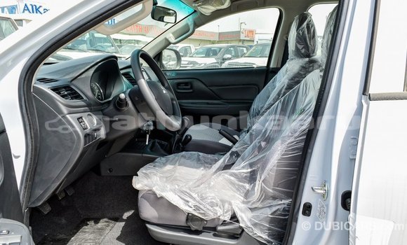 Buy Import Mitsubishi L200 White Car in Import - Dubai in Baa Buy Import Mitsubishi L200 White Car in Import - Dubai in Baa