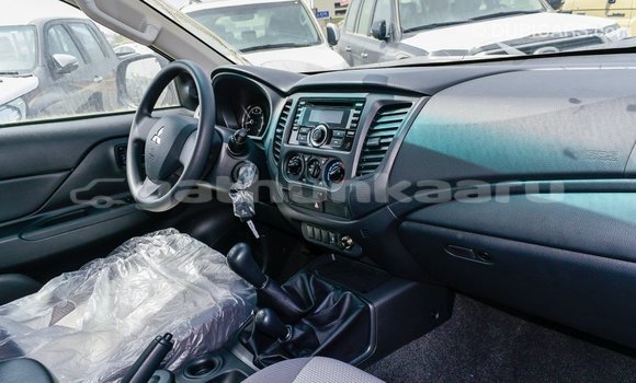 Buy Import Mitsubishi L200 White Car in Import - Dubai in Baa Buy Import Mitsubishi L200 White Car in Import - Dubai in Baa