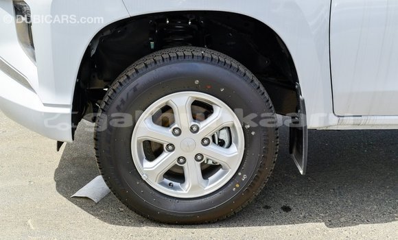 Buy Import Mitsubishi L200 White Car in Import - Dubai in Baa Buy Import Mitsubishi L200 White Car in Import - Dubai in Baa