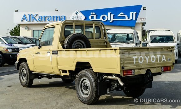 Buy Import Toyota Land Cruiser Beige Car in Import - Dubai in Baa Buy Import Toyota Land Cruiser Beige Car in Import - Dubai in Baa