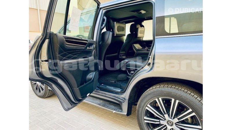 Big with watermark lexus lx baa import dubai 2839