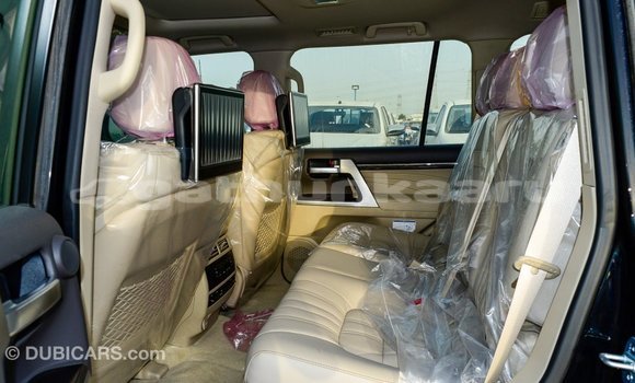 Buy Import Toyota Land Cruiser Black Car in Import - Dubai in Baa Buy Import Toyota Land Cruiser Black Car in Import - Dubai in Baa