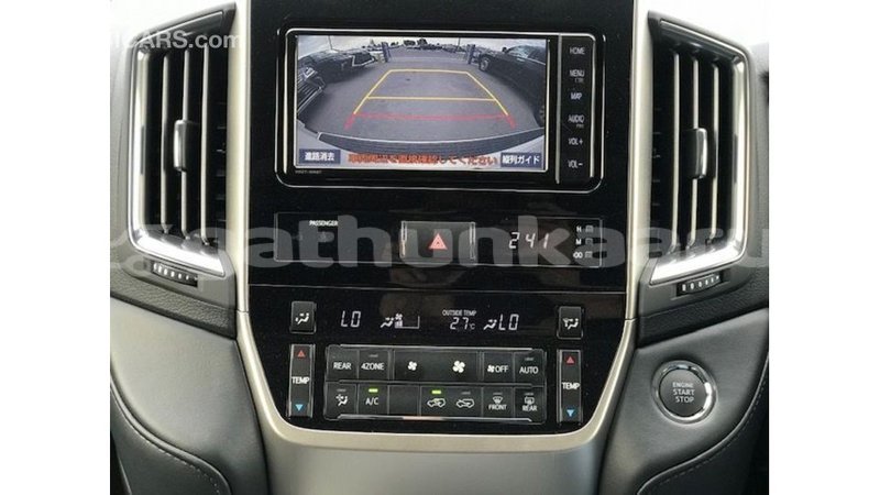 Big with watermark toyota land cruiser baa import dubai 2844