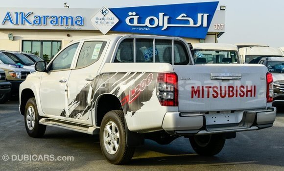 Buy Import Mitsubishi L200 White Car in Import - Dubai in Baa Buy Import Mitsubishi L200 White Car in Import - Dubai in Baa