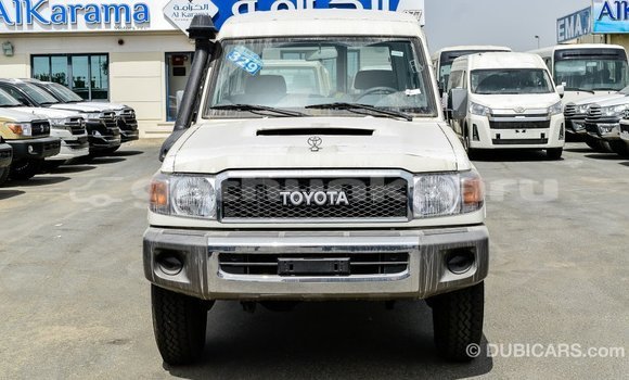Buy Import Toyota Land Cruiser White Car in Import - Dubai in Baa Buy Import Toyota Land Cruiser White Car in Import - Dubai in Baa