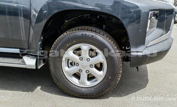 Buy Import Mitsubishi L200 Other Car in Import - Dubai in Baa Buy Import Mitsubishi L200 Other Car in Import - Dubai in Baa