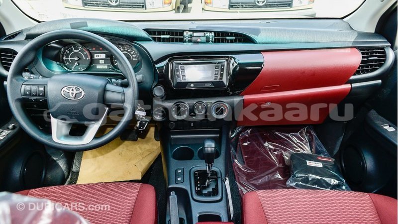 Big with watermark toyota hilux baa import dubai 2855