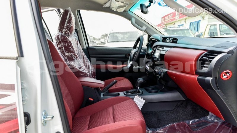 Big with watermark toyota hilux baa import dubai 2855