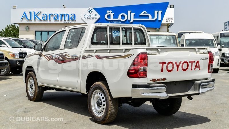 Big with watermark toyota hilux baa import dubai 2855