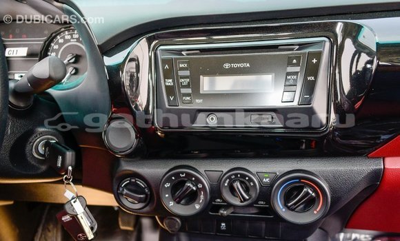 Buy Import Toyota Hilux White Car in Import - Dubai in Baa Buy Import Toyota Hilux White Car in Import - Dubai in Baa