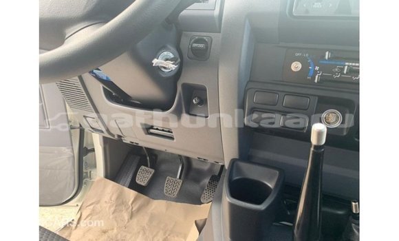 Buy Import Toyota Land Cruiser White Car in Import - Dubai in Baa Buy Import Toyota Land Cruiser White Car in Import - Dubai in Baa