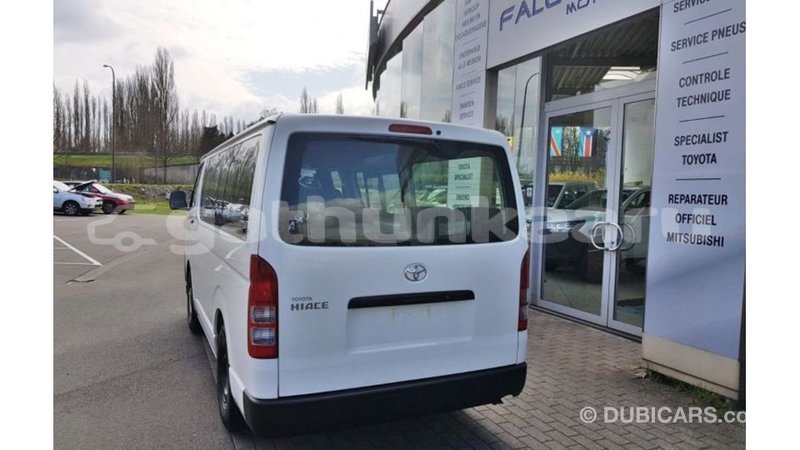 Big with watermark toyota hiace baa import dubai 2869
