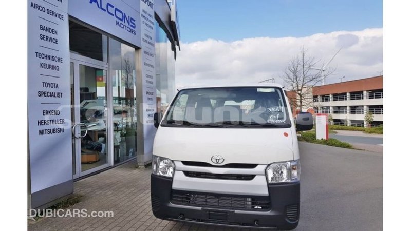 Big with watermark toyota hiace baa import dubai 2869