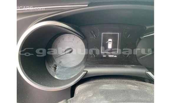 Buy Import Toyota Sequoia White Car in Import - Dubai in Baa Buy Import Toyota Sequoia White Car in Import - Dubai in Baa