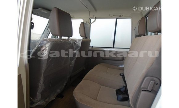 Buy Import Toyota Land Cruiser White Car in Import - Dubai in Baa Buy Import Toyota Land Cruiser White Car in Import - Dubai in Baa