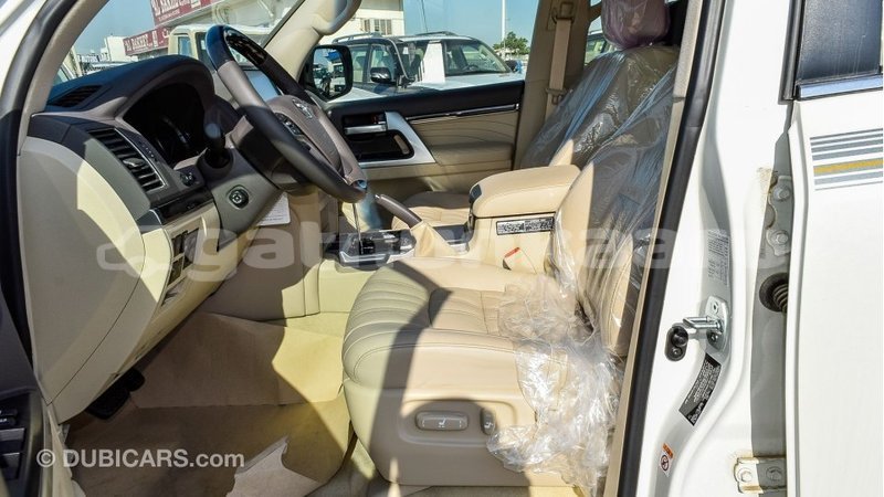 Big with watermark toyota land cruiser baa import dubai 2884