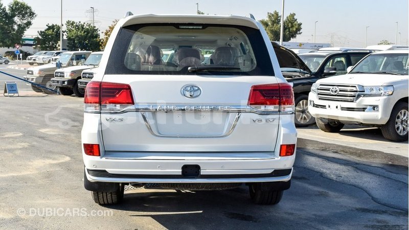 Big with watermark toyota land cruiser baa import dubai 2884