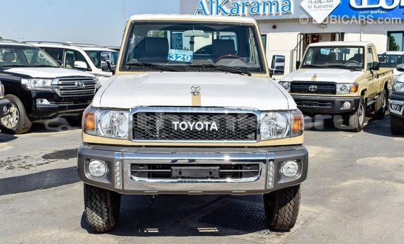 Buy Import Toyota Land Cruiser Beige Car in Import - Dubai in Baa Buy Import Toyota Land Cruiser Beige Car in Import - Dubai in Baa